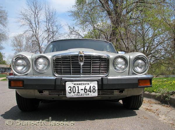 1978-jaguar-xj12-060.jpg