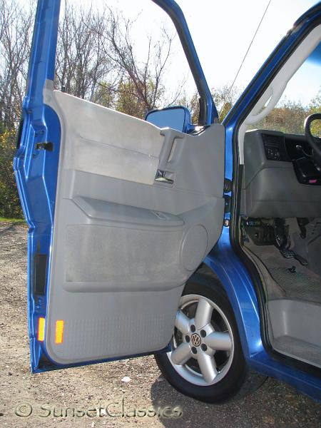 2003-vw-eurovan-mv-898.jpg