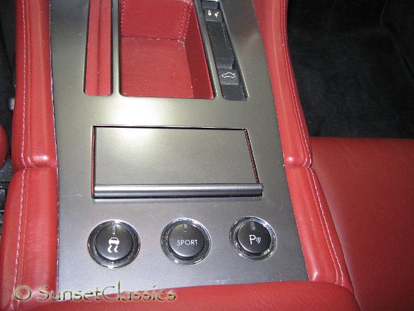 2005-aston-martin-989.jpg